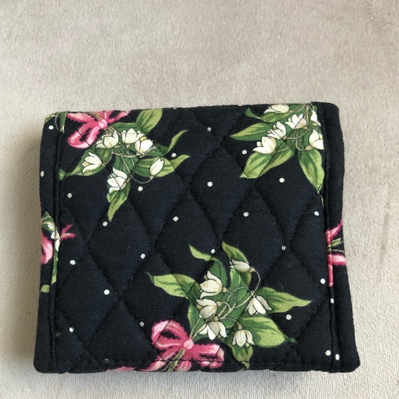 Vera Bradley wallet - Picture 2 of 4